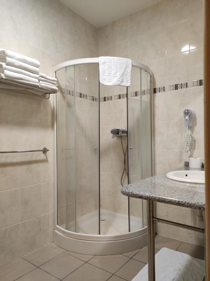 Hotel Bacchus Livno Exteriör bild