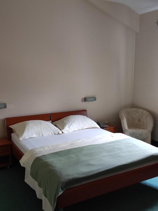 Hotel Bacchus Livno Exteriör bild
