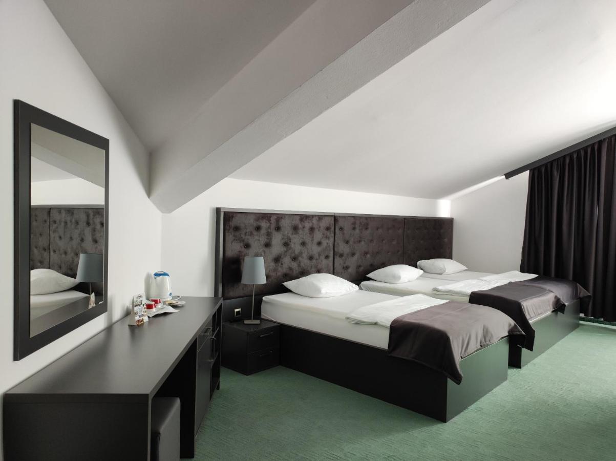 Hotel Bacchus Livno Exteriör bild