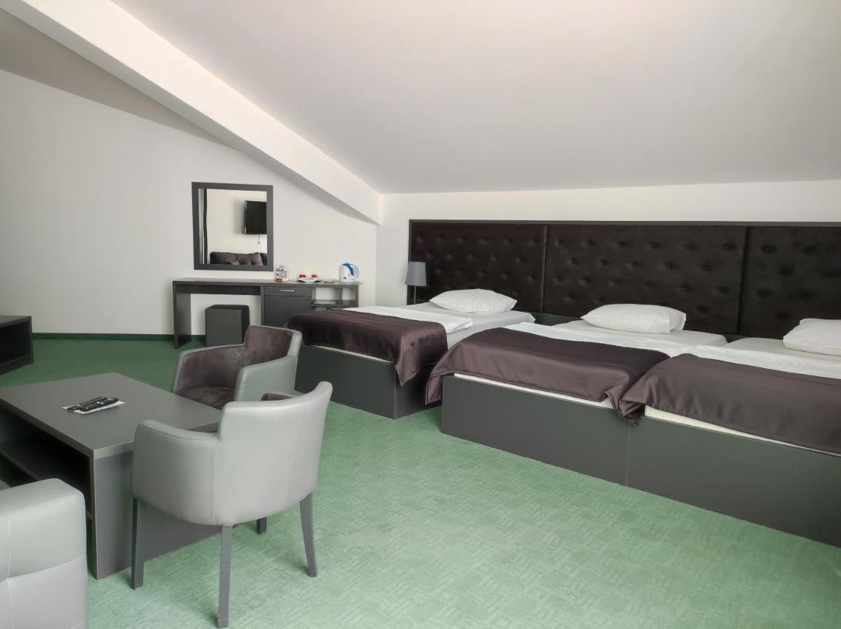 Hotel Bacchus Livno Exteriör bild